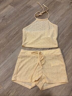 Eyelet Halter Crop Top and Drawstring Shorts Set - Pale Yellow